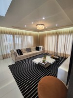 Linda Casa em Condomínio Fechado !!